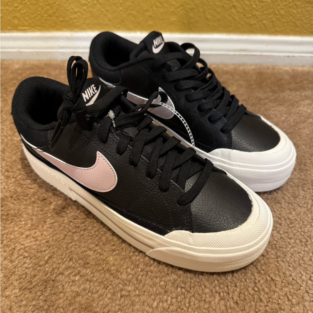 Nike Court Legacy Lift - Women’s Size 8 •SOLD•